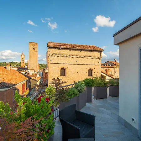 Attico Piazza Pertinace Free Parking * Alba (Piedmont)