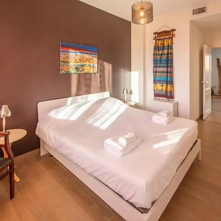 Lägenhet Attico Piazza Pertinace Free Parking *